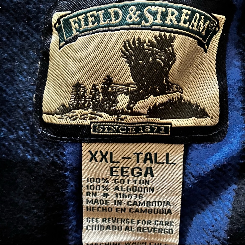 Field & Stream Men's Blue and Black Checkered Shirt - Picture 8 of 10